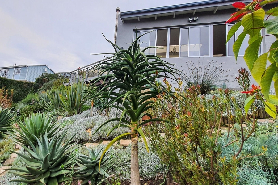 To Let 3 Bedroom Property for Rent in Heuwelkruin Western Cape